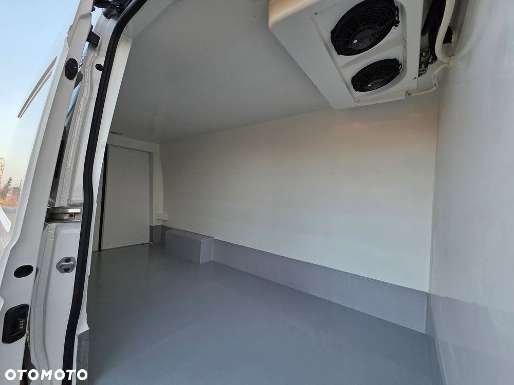 Volkswagen Crafter 177km maxi /chlodnia / mroznia / thermo king / salon polska - 9