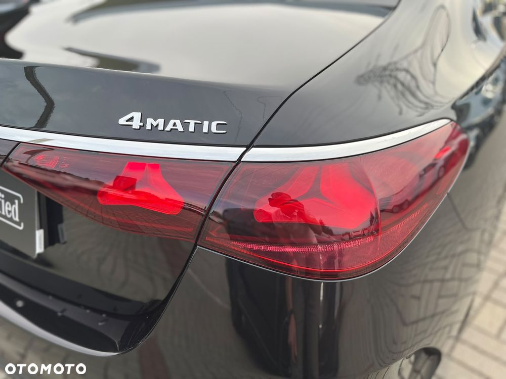 Mercedes-Benz Klasa E 220 d mHEV 4-Matic AMG 9G-Tronic - 41