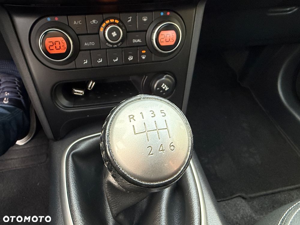 Nissan Qashqai+2 2.0 Tekna - 27