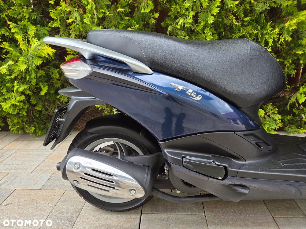 Piaggio FLY - 25