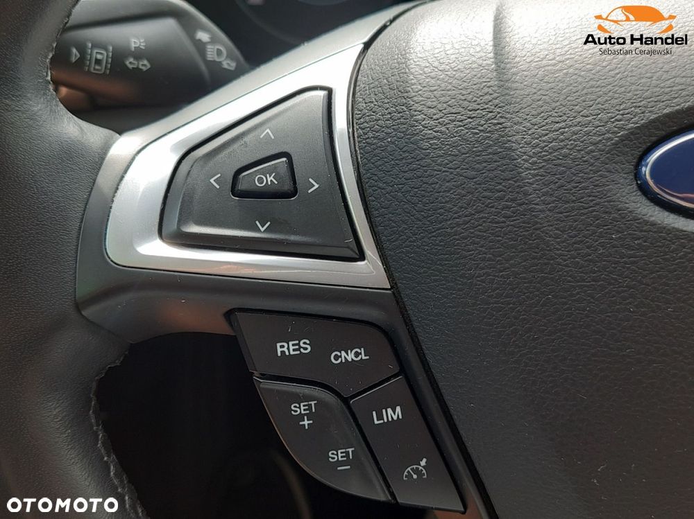 Ford Mondeo - 23