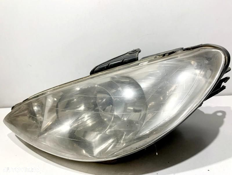 Far stanga Peugeot 206 (1998-2010) 9628666880 - 2