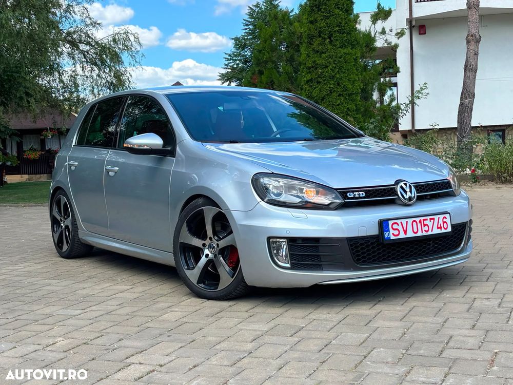 Volkswagen Golf 2.0 TDI DPF DSG GTD - 9
