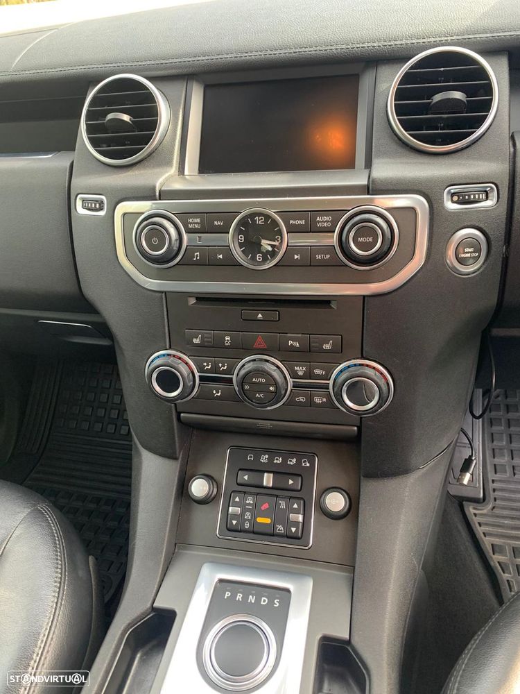 Land Rover Discovery SD V6 SE - 11