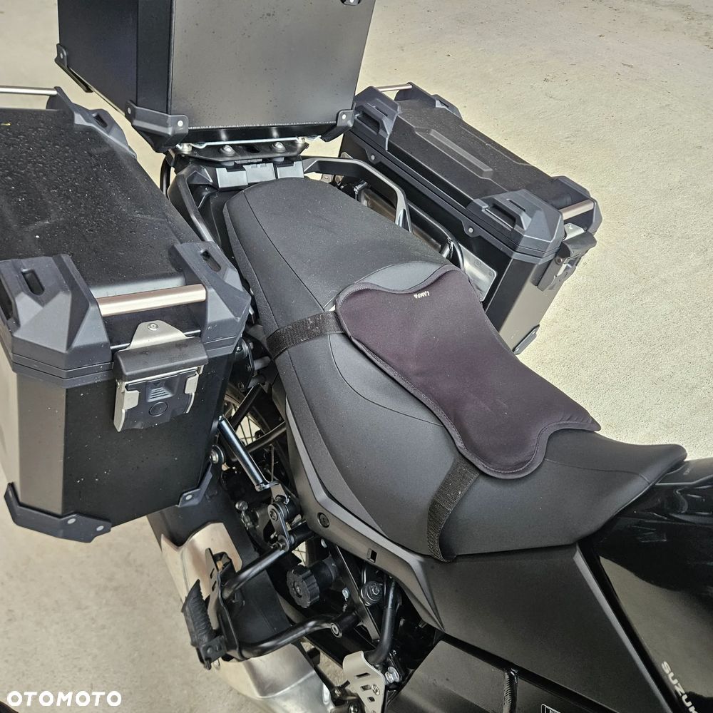 Suzuki V-STROM - 4