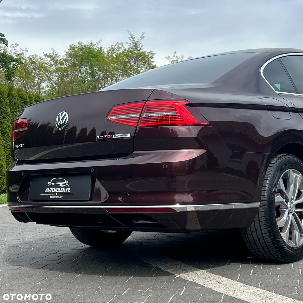 Volkswagen Passat 2.0 TDI BMT Highline - 12