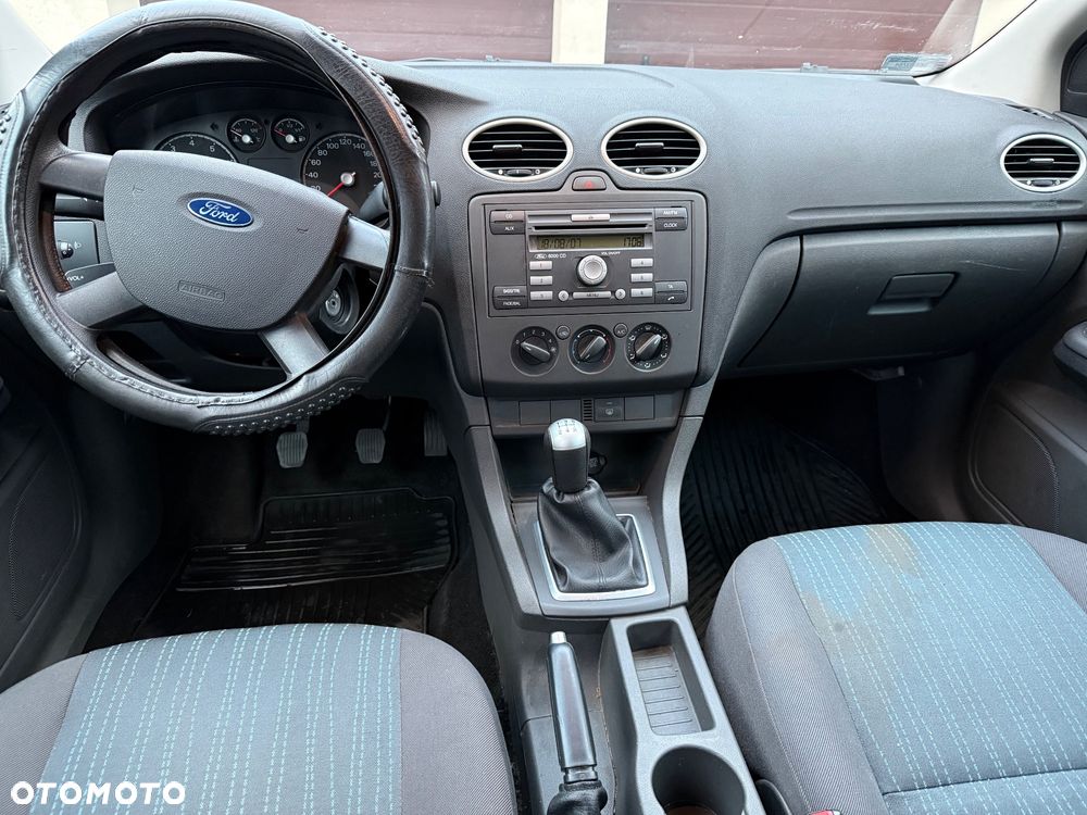Ford Focus - 10