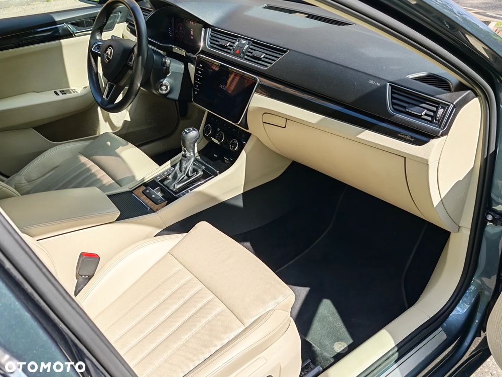 Skoda Superb 2.0 TSI 4x4 L&K DSG - 29