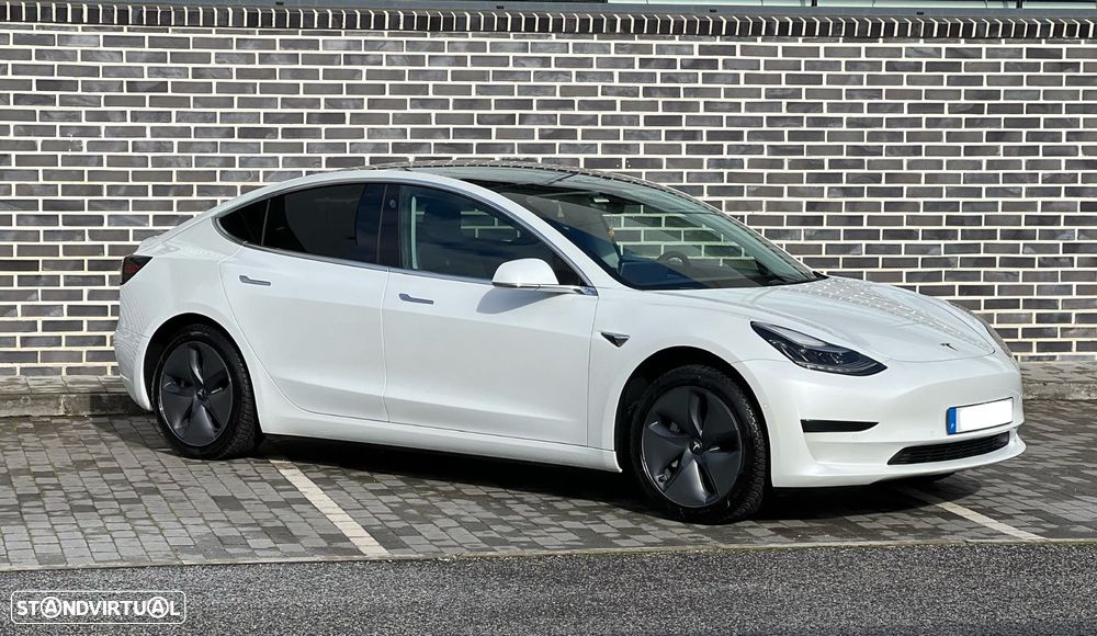 Tesla Model 3 Standard Range Plus RWD - 3