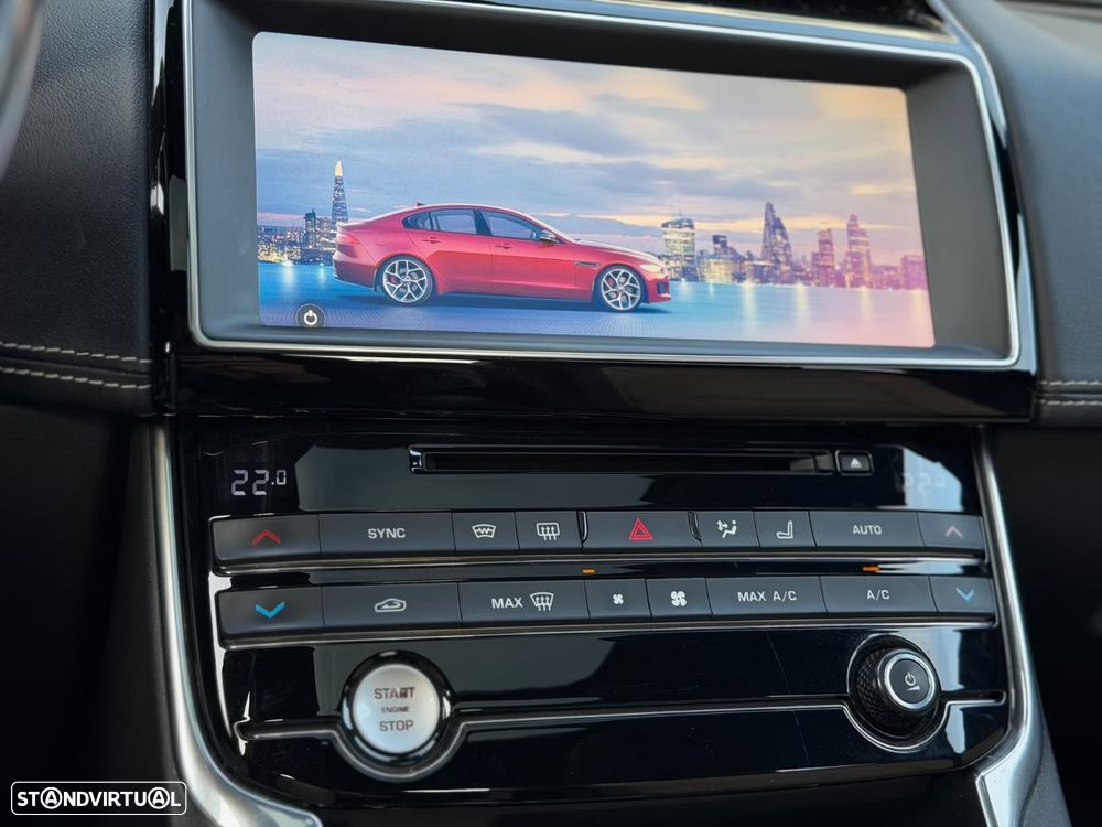 Jaguar XE 20d Aut. R-Sport - 11
