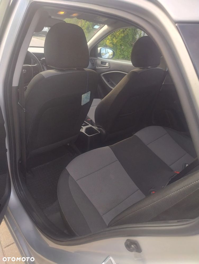 Hyundai i20 1.2 Classic - 6