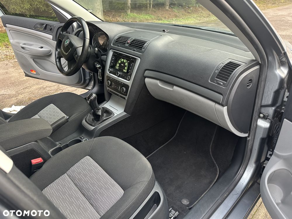 Skoda Octavia 1.4 TSI Ambiente Green tec - 14