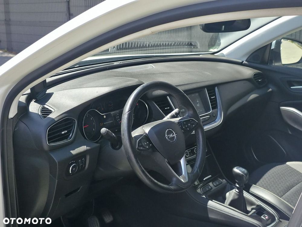 Opel Grandland X - 10