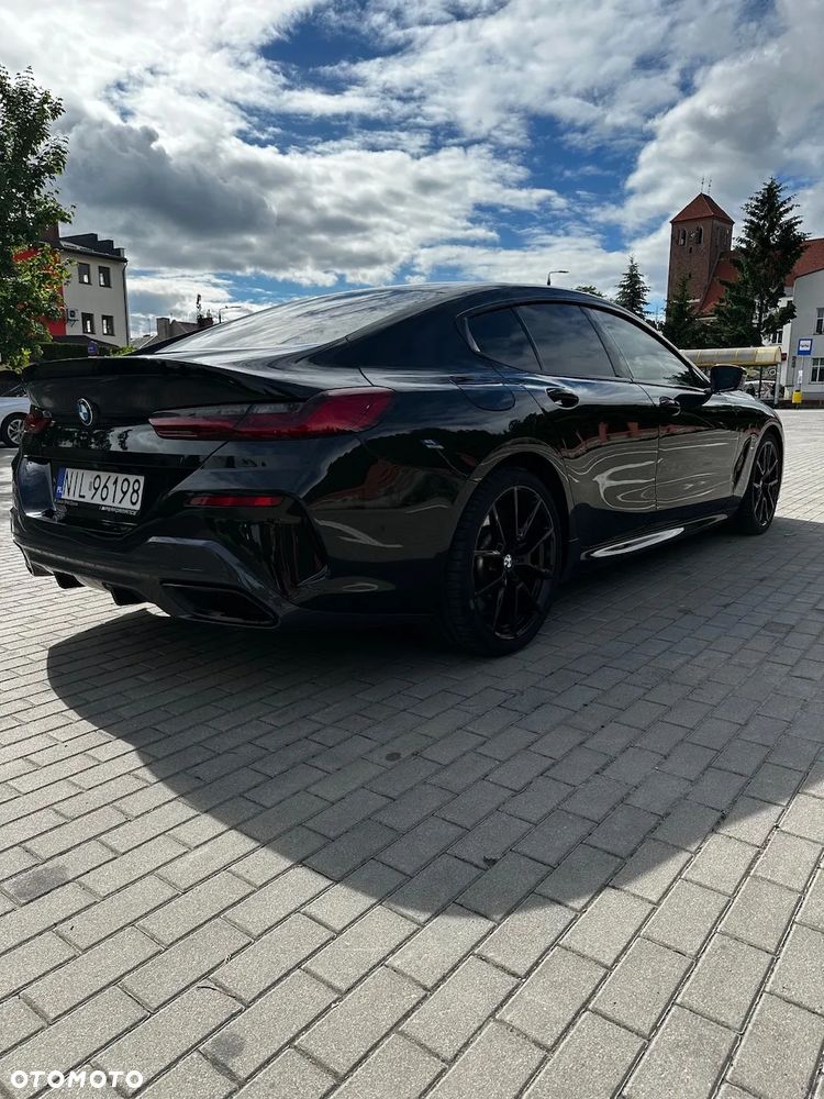 BMW Seria 8 - 11