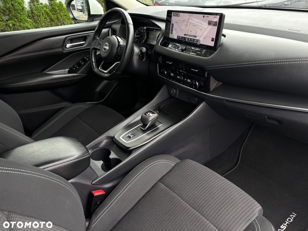Nissan Qashqai 1.3 DIG-T MHEV Xtronic N-Connecta - 6
