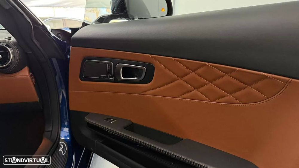 Mercedes-Benz AMG GT S Speedshift 7G-DCT - 35