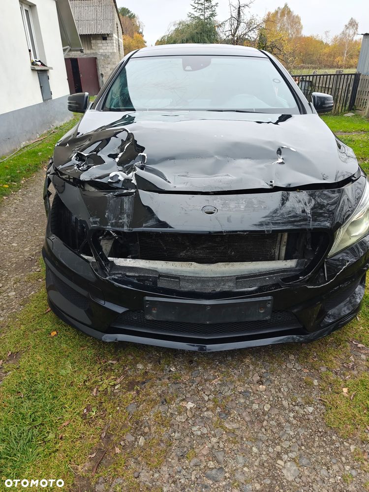 Mercedes-Benz CLA 250 7G-DCT AMG Line - 6