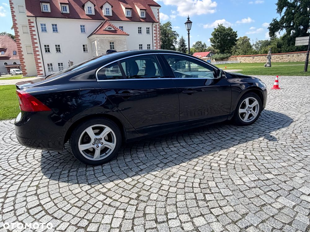 Volvo S60 D2 - 5