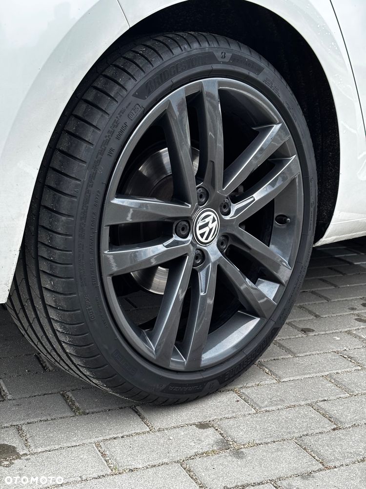 Volkswagen Golf 1.5 TSI ACT OPF DSG Highline - 18