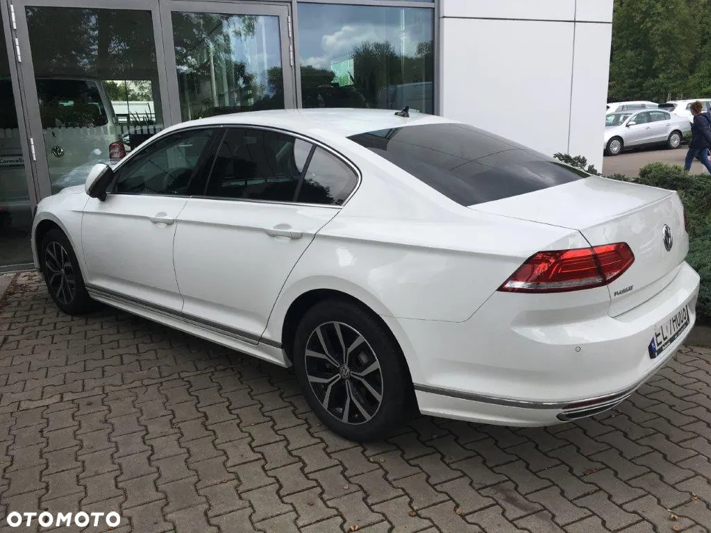 Volkswagen Passat 1.8 TSI BMT Comfortline - 3