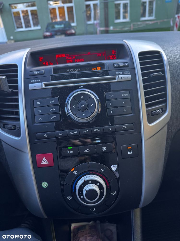 Kia Venga 1.6 CRDi M - 8