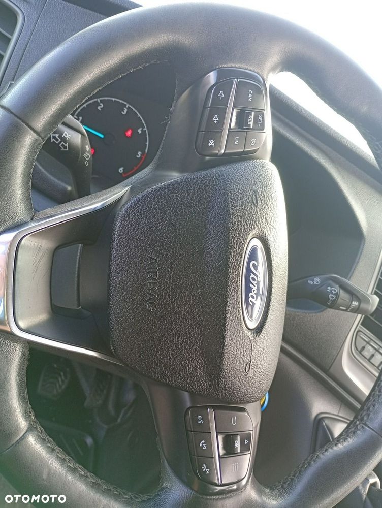 Ford Transit - 33