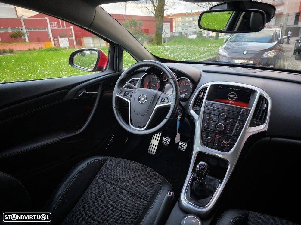Opel Astra GTC 1.6 T S/S J20 - 18