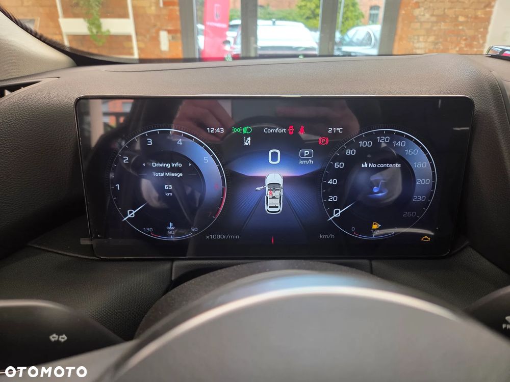 Hongqi HS3 2.0T AWD - 16