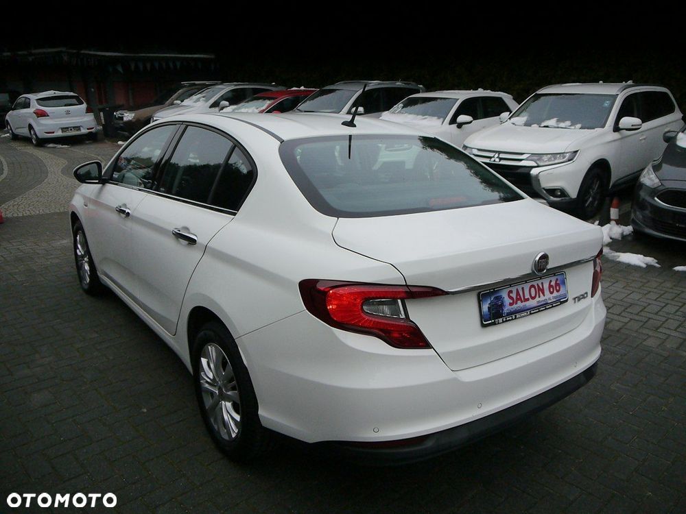 Fiat Tipo 1.6 MultiJet 16v Lounge - 6