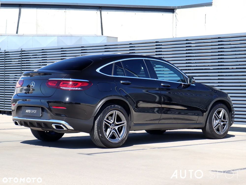 Mercedes-Benz GLC 300 d 4Matic 9G-TRONIC AMG Line - 6