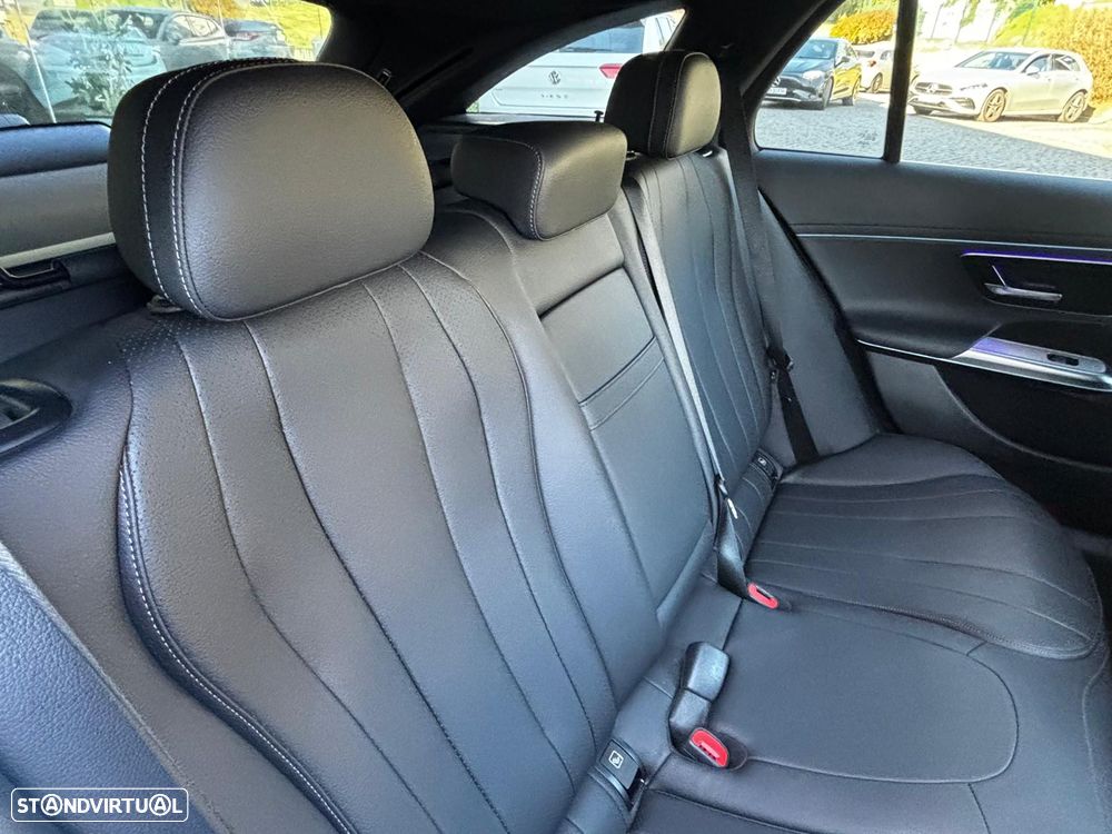 Mercedes-Benz E 220 d - 4