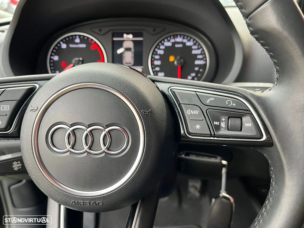 Audi A3 Sportback 1.6 TDI Attraction - 22