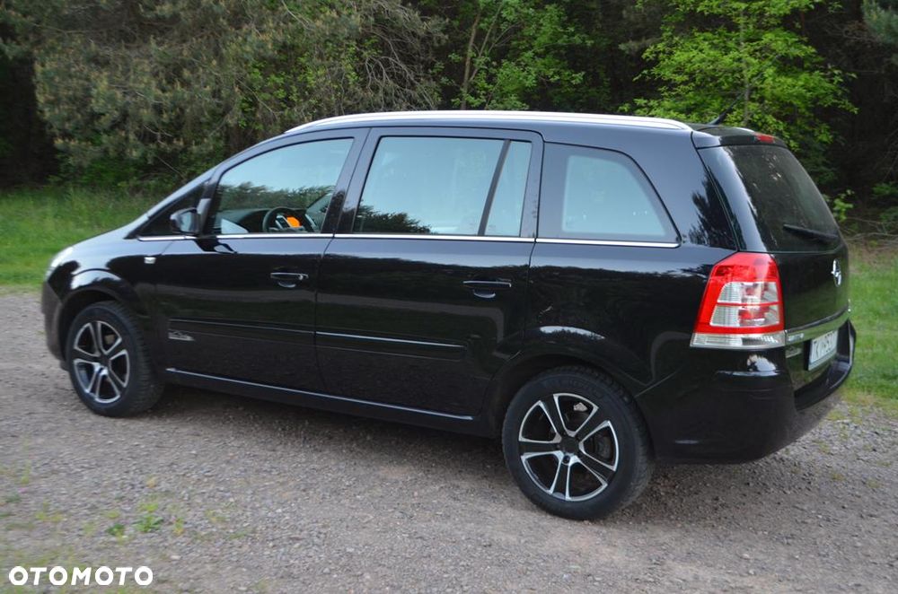 Opel Zafira 1.6 - 7