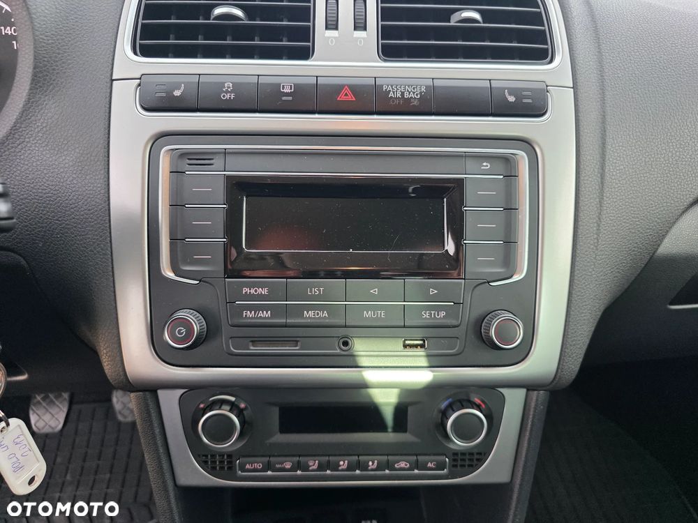 Volkswagen Polo 1.2 TSI Life - 16