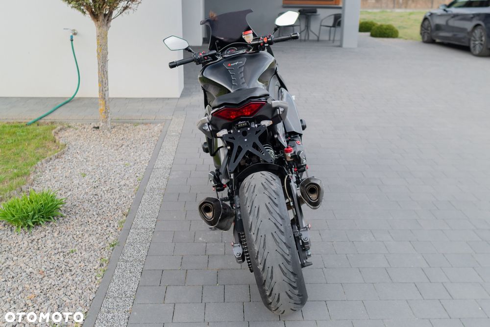 Kawasaki Ninja 1000 SX - 5