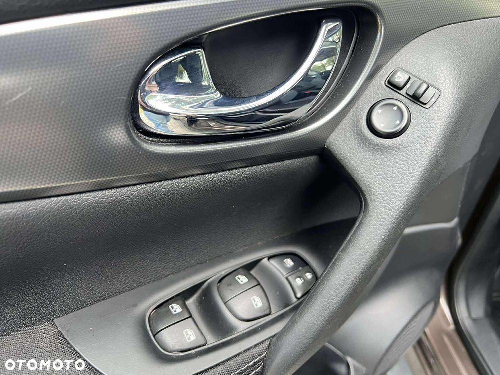 Nissan Qashqai 1.2 DIG-T Tekna - 27