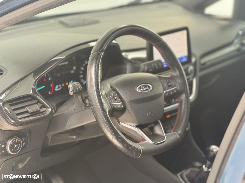 Ford Fiesta 1.0 EcoBoost S&S ST-LINE - 11