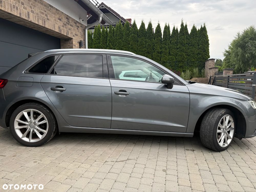 Audi A3 Sportback 2.0 TDI (clean diesel) Ambiente - 4