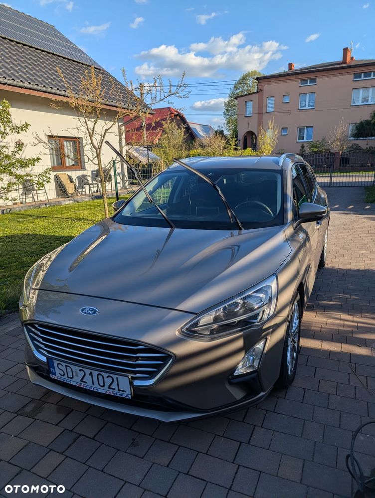 Ford Focus 1.5 EcoBoost Titanium ASS PowerShift - 1