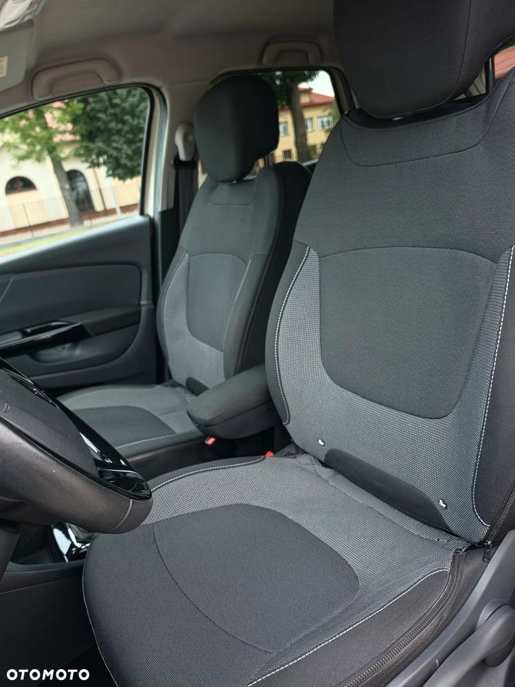 Renault Captur 1.2 TCe Zen EDC - 36