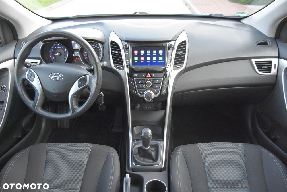 Hyundai i30 blue 1.4 Classic Navigation - 22
