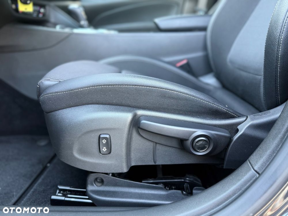 Opel Insignia - 29