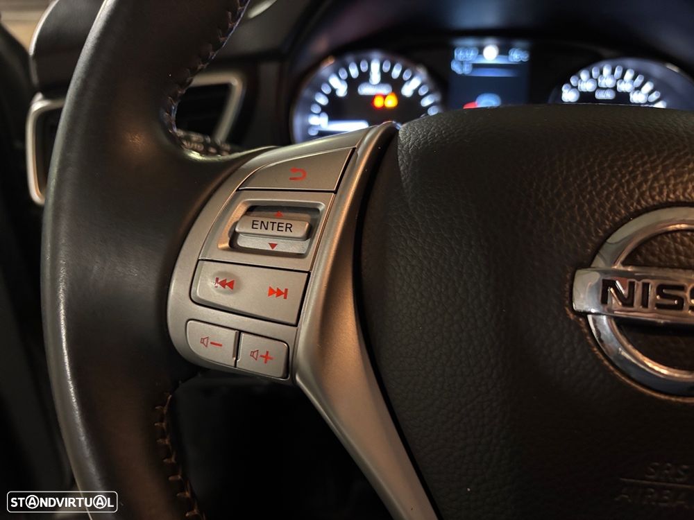 Nissan Qashqai 1.5 dCi Tekna Premium - 12