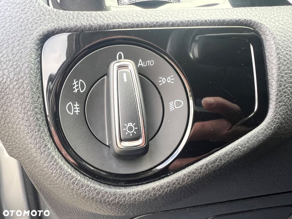 Volkswagen Golf 2.0 BlueTDI 4Motion Comfortline - 18