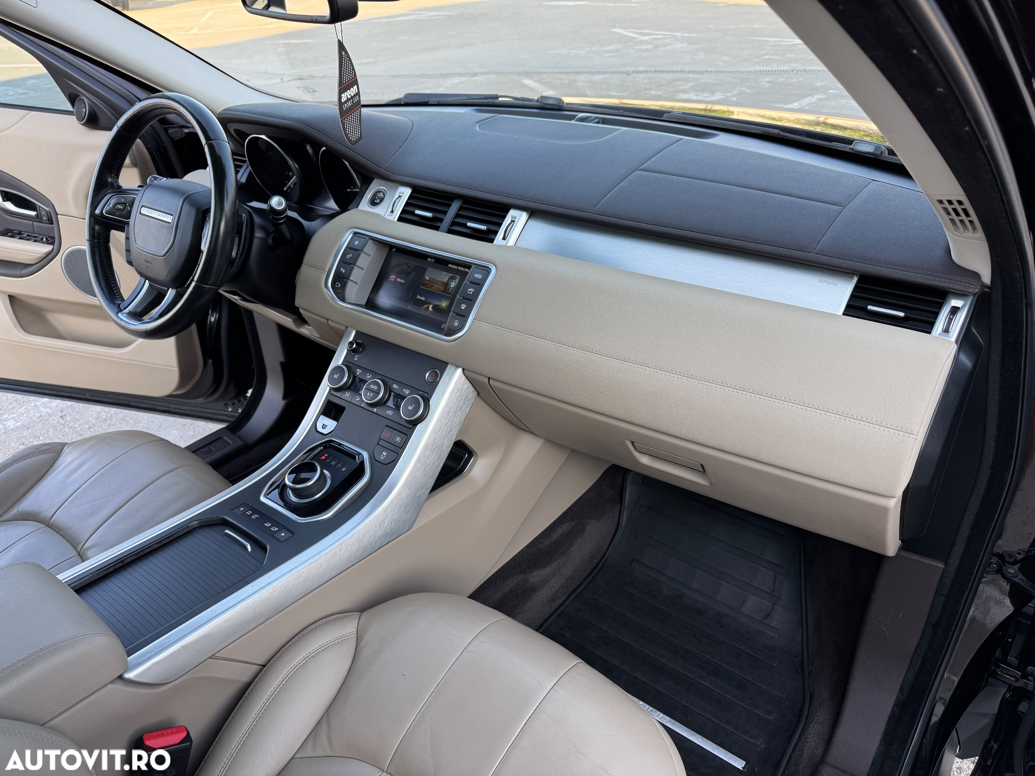 Land Rover Range Rover Evoque - 6
