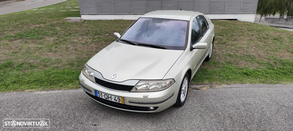 Renault Laguna 2.2 DCi Privilège - 1