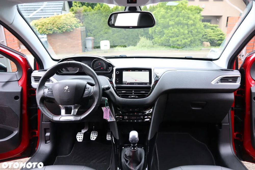 Peugeot 2008 - 12