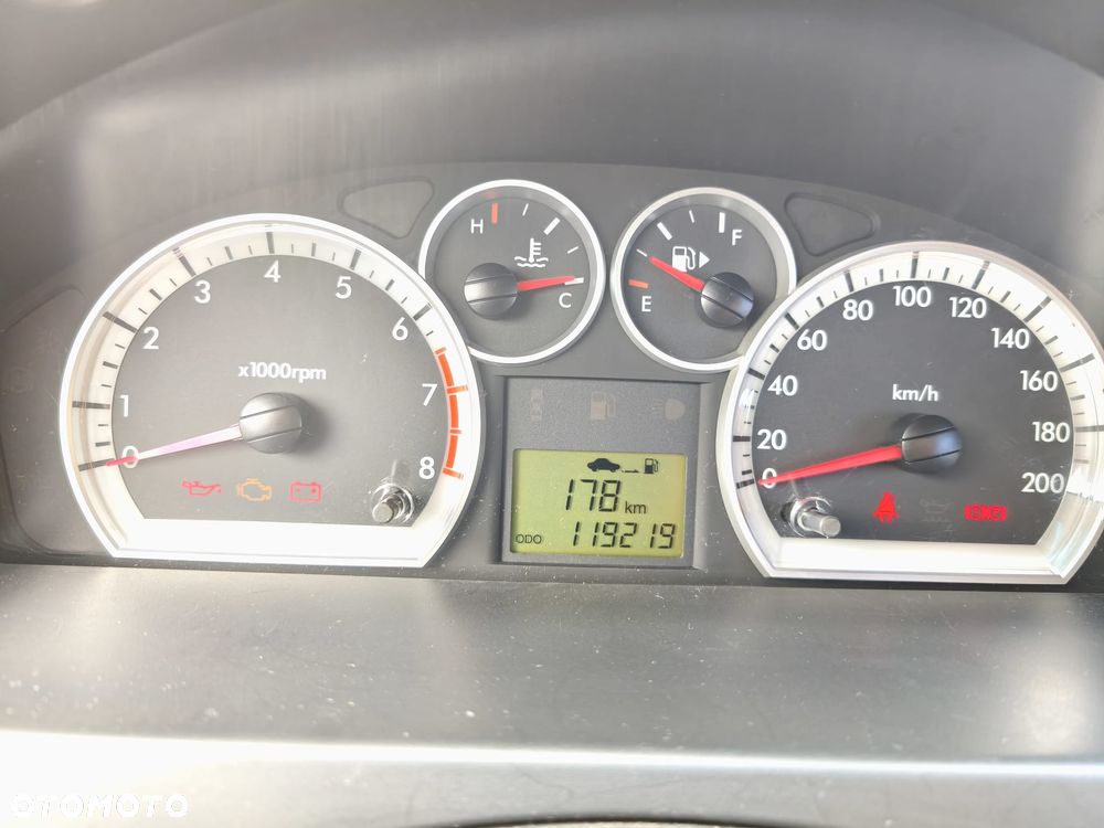 Chevrolet Aveo 1.4 LT - 5