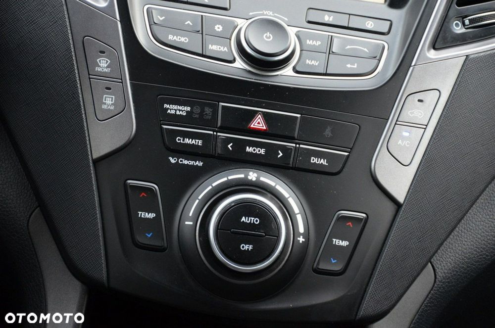 Hyundai Santa Fe - 32
