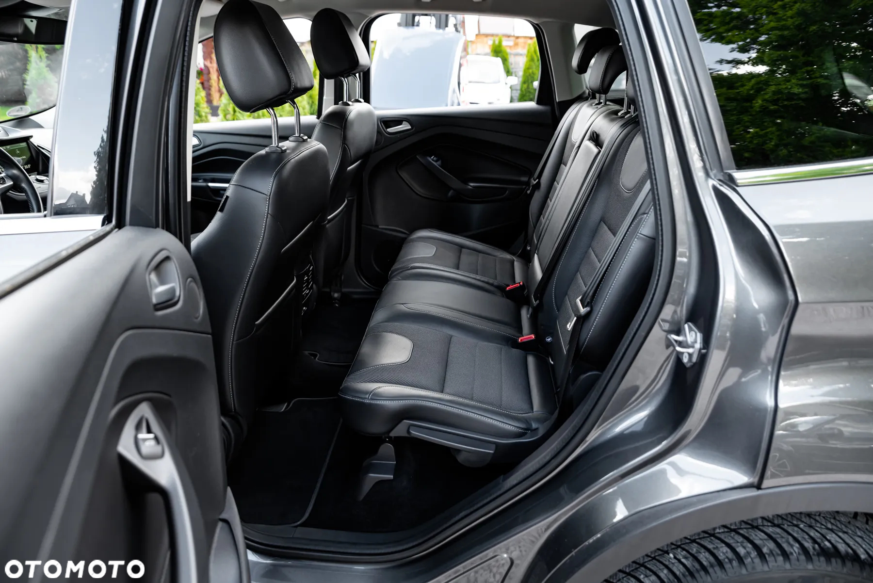 Ford Kuga - 18